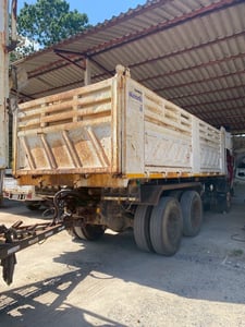 FUSO FN รถบรรทุก 10ล้อ พ่วงแม่ลูก ปี2011 เลขไมล์น้อยกว่า 500,000 กม.