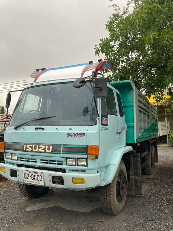 สิบล้อดั้ม ISUZU 175 แรงม้า🎉 สิบล้อดั้ม ISUZU 175 แรงม้า🎉