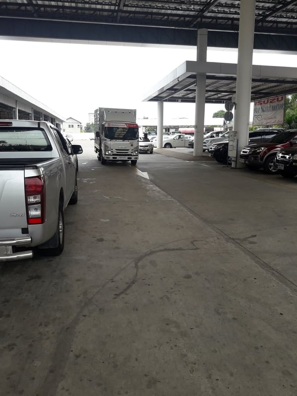 รถบรรทุก ใหญ่ NLR 130 ไกรสร 086-3516797 รถบรรทุก ใหญ่ NLR 130 ไกรสร 086-3516797