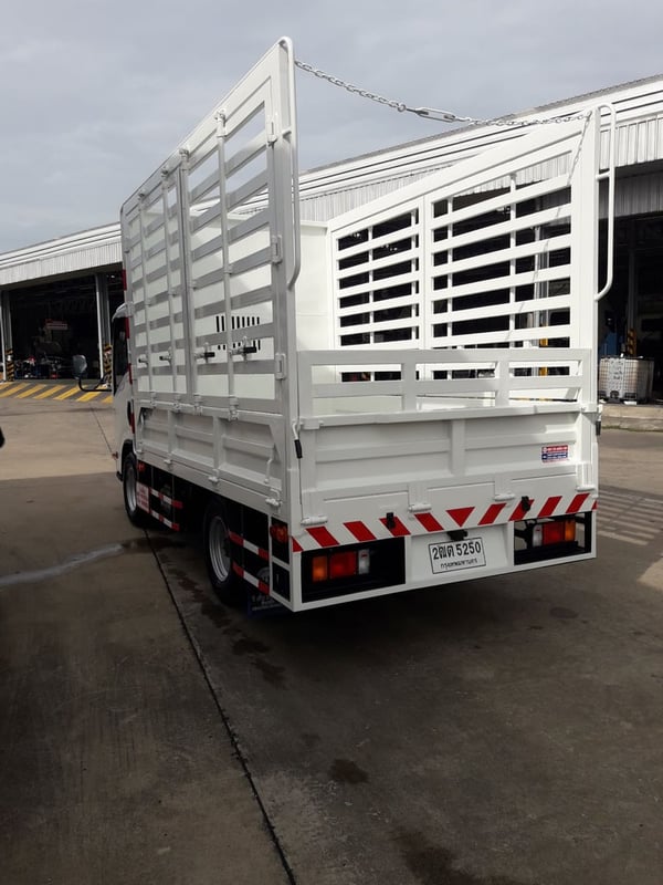 รถบรรทุก ใหญ่ NLR 130 ไกรสร 086-3516797 รถบรรทุก ใหญ่ NLR 130 ไกรสร 086-3516797