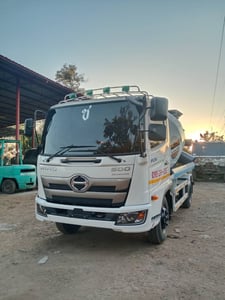 รถโม่ปูน 6 ล้อ ขนาด 4.5คิว  ไกรสร  086-3516797 พร้อมส่งมอบ   