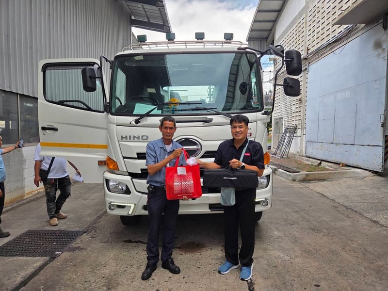 รถใหม่ขายด่วน 89,000 บาท ไกรสร 091-7838676 แซซซี่ส์ยาว 9 เมตร รถใหม่ขายด่วน 89,000 บาท ไกรสร 091-7838676 แซซซี่ส์ยาว 9 เมตร