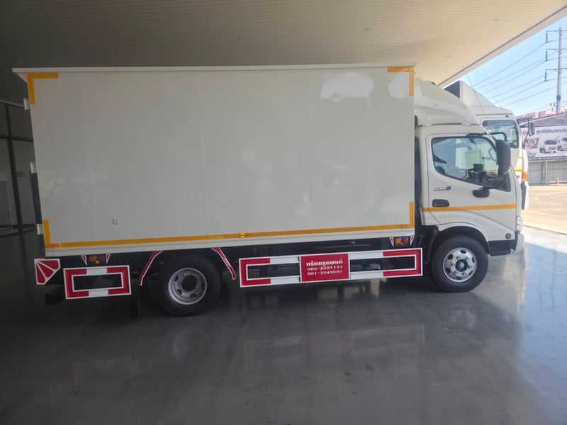ฟรีดาวน์ รถบรรทุกตู้แห้ง EURO 5 ไกรสร 091-7838676 , 086-3516797 ฟรีดาวน์ รถบรรทุกตู้แห้ง EURO 5 ไกรสร 091-7838676 , 086-3516797