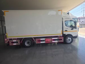 ฟรีดาวน์ รถบรรทุกตู้แห้ง EURO 5 ไกรสร 091-7838676 , 086-3516797 ฟรีดาวน์ รถบรรทุกตู้แห้ง EURO 5 ไกรสร 091-7838676 , 086-3516797