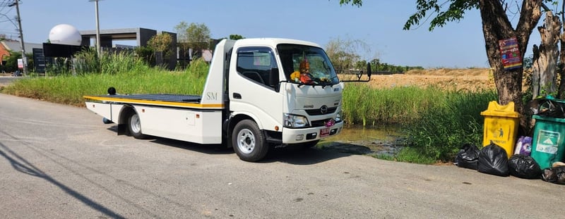 รถสไลด์ ขายดาวน์ 55,000 ถาดกองพื้น ประกอบใหม่ ไกรสร  0917838676