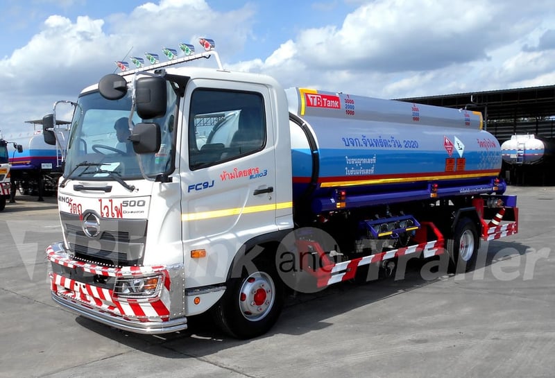 รถถังน้ำมัน 9,000 ลิตร พร้อมมิตเตอร์หัวจ่ายไกรสร 091-7838676