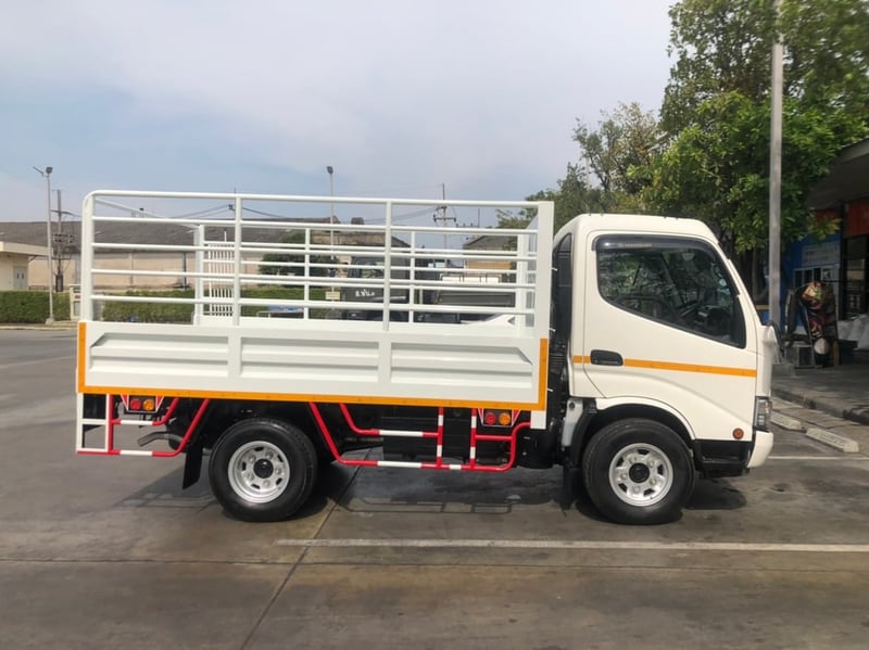 รถบรรทุกใหญ่ ATOM 136 คอกแป็ป กล่อง จดป้ายเขียว ไม่ติดเวลา  091-7838676 , 086-3516797