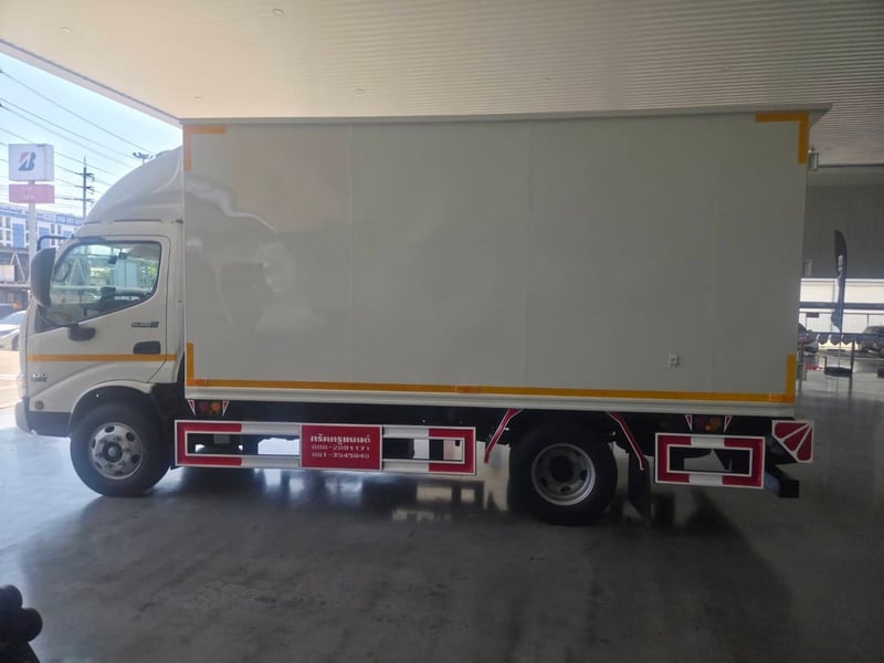 ฟรีดาวน์ รถบรรทุกตู้แห้ง EURO 5 ไกรสร 091-7838676 , 086-3516797 ฟรีดาวน์ รถบรรทุกตู้แห้ง EURO 5 ไกรสร 091-7838676 , 086-3516797