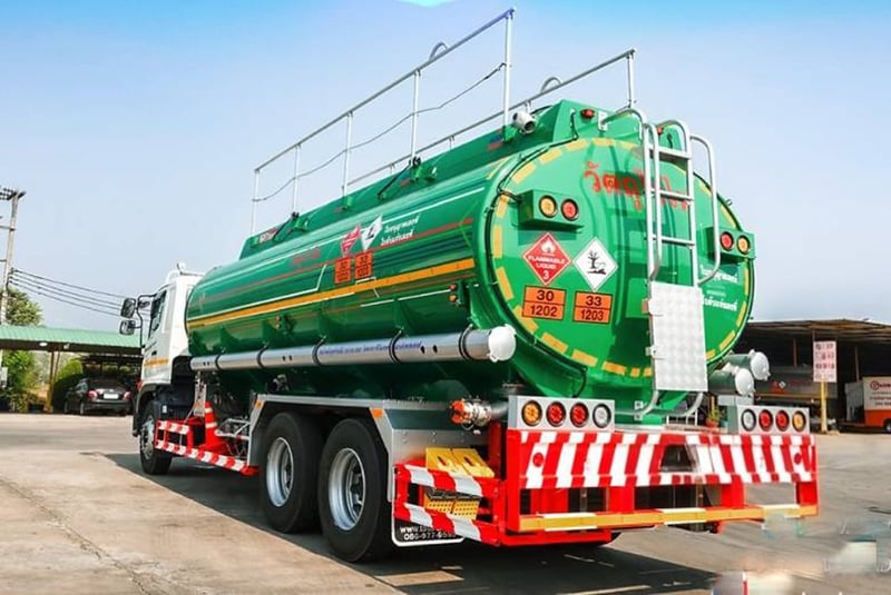 รถบรรทุกน้ำมัน 18,000  ลิตร ไกรสร 086-3516797 , 0917838676