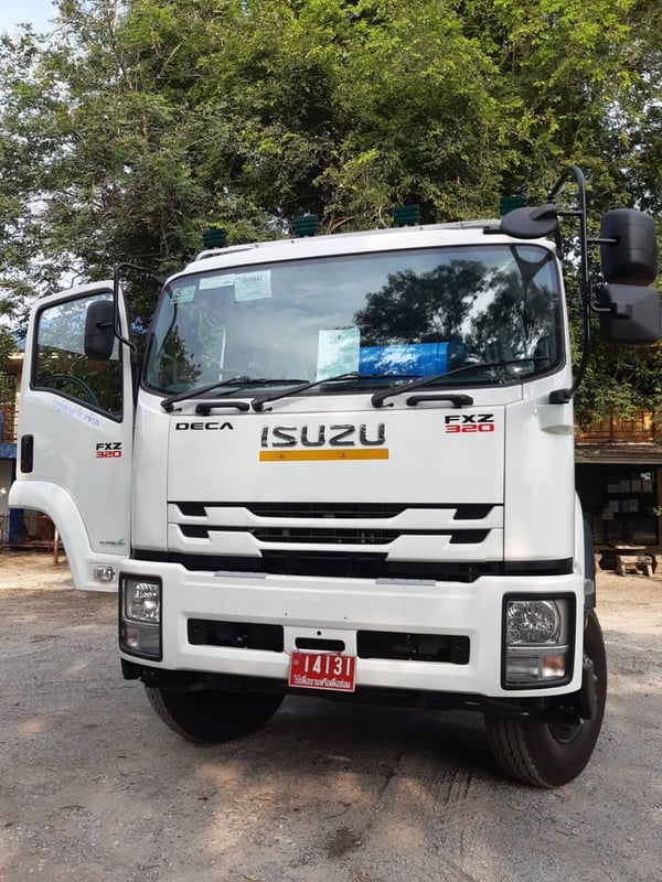 ขายดาวน์ 79,000 รถโม่ปูน  ขนาด 6 คิว ขายด่วน ไกรสร 086-3516797