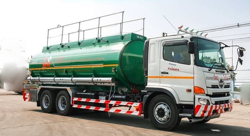 รถบรรทุกน้ำมัน 18,000  ลิตร ไกรสร 086-3516797 , 0917838676