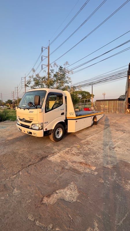 รถสไลด์ ขายดาวน์ 55,000 ถาดกองพื้น ประกอบใหม่ ไกรสร  0917838676