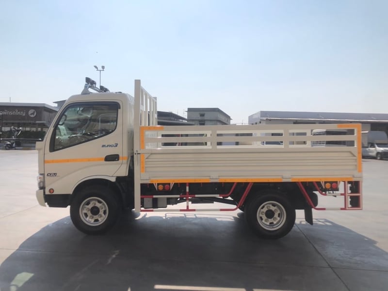 รถบรรทุกใหญ่ ATOM 136 คอกแป็ป กล่อง จดป้ายเขียว ไม่ติดเวลา  091-7838676 , 086-3516797