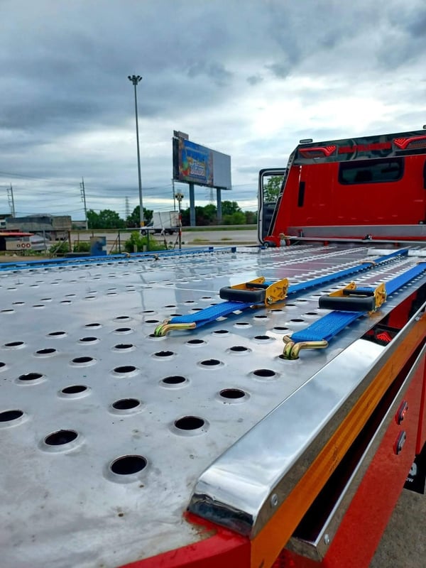 รถสไลด์ ขนาดเล็ก บรรทุก 3 ตัน ขายดาวน์35,000 ติดจ่อ  ไกรสร 086-3516797