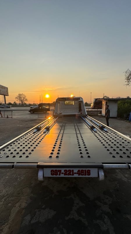 รถสไลด์ ขายดาวน์ 55,000 ถาดกองพื้น ประกอบใหม่ ไกรสร  0917838676