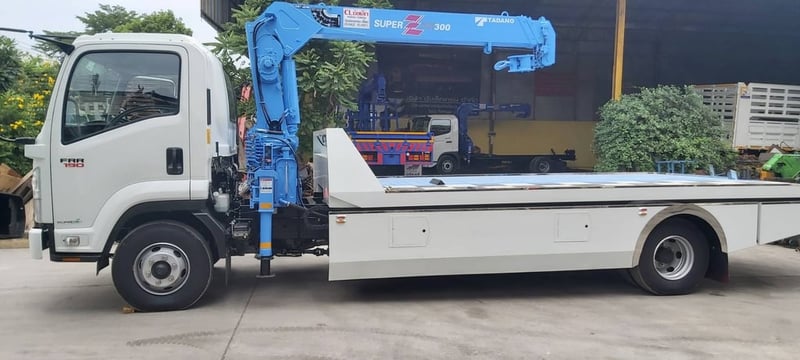 ดาวน์   70,000  ไกรสร 086-3516797