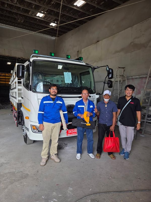 ขายด่วน รถบรรทุก ลิฟย์ท้าย ฟรีดาวน์ ไกรสร 091-7838676 , 086-3516797 ขายด่วน รถบรรทุก ลิฟย์ท้าย ฟรีดาวน์ ไกรสร 091-7838676 , 086-3516797