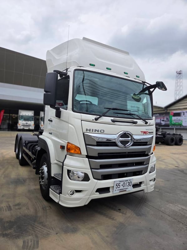 ใหม่หัวลาก ฟรีดาวน์ ออกรถได้เลย  ไกรสร 091-7838676 EURO 5  086-3516797