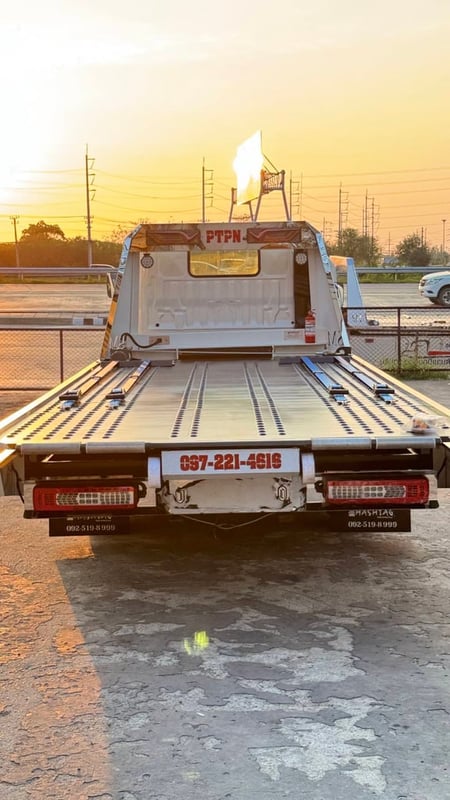 รถสไลด์ ขายดาวน์ 55,000 ถาดกองพื้น ประกอบใหม่ ไกรสร  0917838676