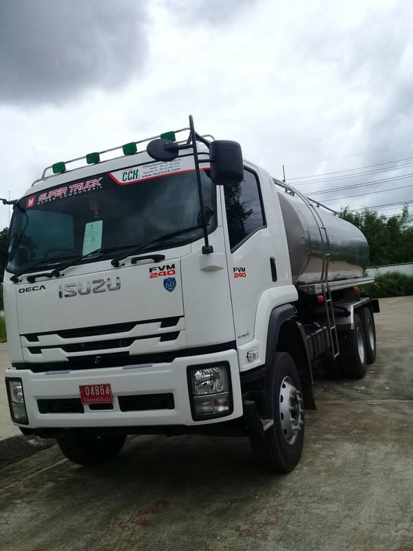 รถบรรทุกน้ำนมดิบ 18,000 ลิตร  ไกรสร 086-3516797