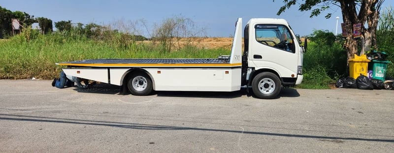 รถสไลด์ ขายดาวน์ 55,000 ถาดกองพื้น ประกอบใหม่ ไกรสร  0917838676