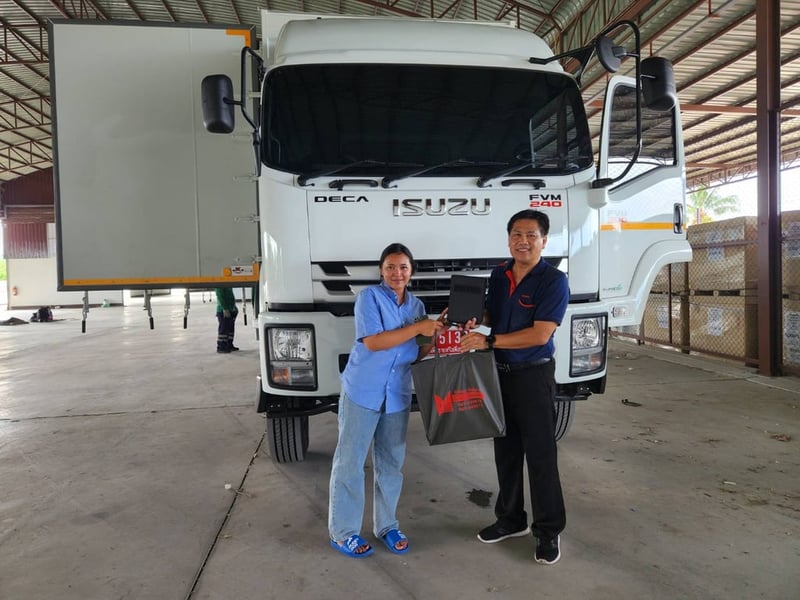 ดาวน์ 15,000 รถพร้อม ตู้ แห้ง 10 บาน ใช้งานได้ทันที ไกรสร 086-3516797 ดาวน์ 15,000 รถพร้อม ตู้ แห้ง 10 บาน ใช้งานได้ทันที ไกรสร 086-3516797