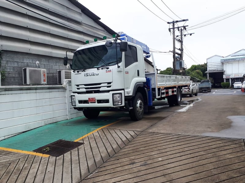 ไกรสร 086-3516797 ดาวน์ 79,000 ไกรสร 086-3516797 ดาวน์ 79,000