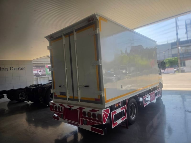 ฟรีดาวน์ รถบรรทุกตู้แห้ง EURO 5 ไกรสร 091-7838676 , 086-3516797 ฟรีดาวน์ รถบรรทุกตู้แห้ง EURO 5 ไกรสร 091-7838676 , 086-3516797