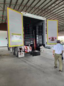 ดาวน์ 15,000 รถพร้อม ตู้ แห้ง 10 บาน ใช้งานได้ทันที ไกรสร 086-3516797 ดาวน์ 15,000 รถพร้อม ตู้ แห้ง 10 บาน ใช้งานได้ทันที ไกรสร 086-3516797