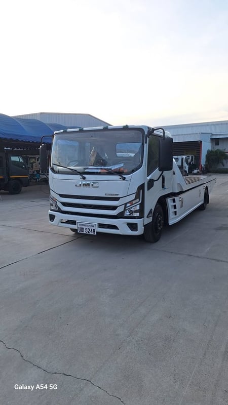 รถสไลด์ถาดกองพื้น  ดาวน์ 56,000  ไกรสร 0917838676