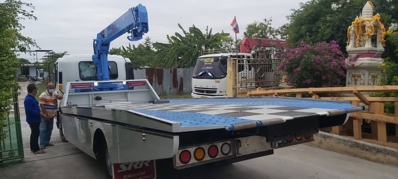 ดาวน์   70,000  ไกรสร 086-3516797