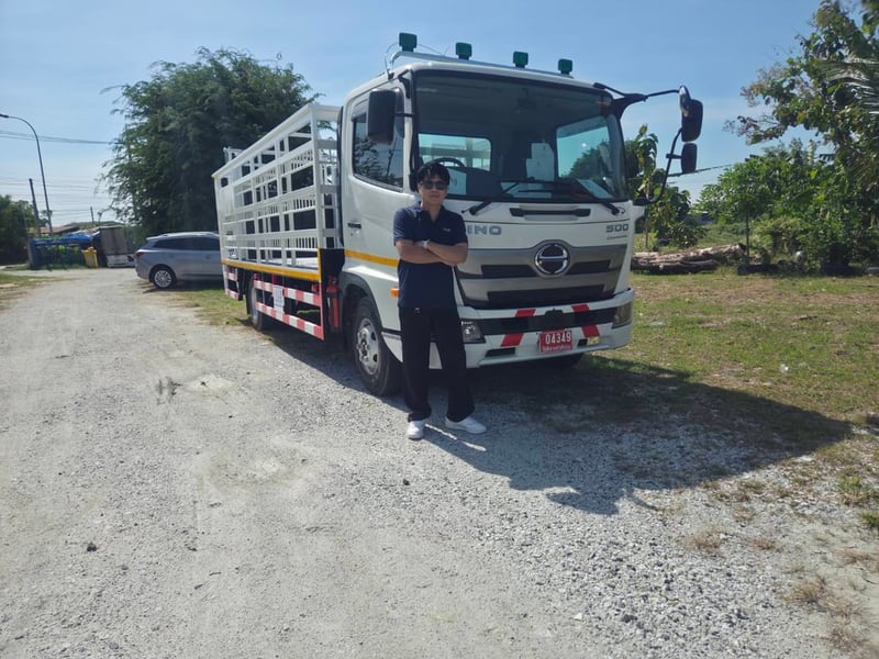 ขายด่วน รถบรรทุก ลิฟย์ท้าย ฟรีดาวน์ ไกรสร 091-7838676 , 086-3516797