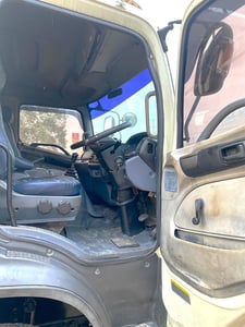 HINO FM2PK 314แรงม้า รถบรรทุก 10ล้อ หัวลาก เฉพาะหัว ปี46 EURO2