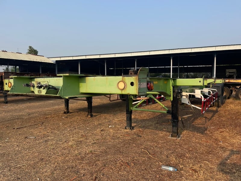 หางก้างพนัส 2เพลา เพลาเหลียม  ปี 59 12 ทวิสล็อค ยาว 12.5 เมตร 