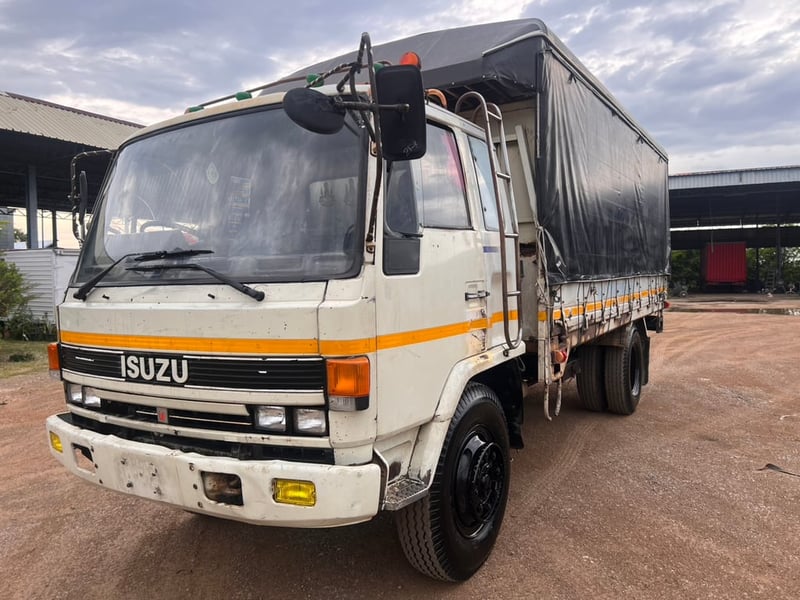 หกล้ออิชุซุ ISUZU FSR11 145แรง ปี 37กระบะยาว 5.5 เมตร กระบะเสริมข้างผ้าใบคุมภาพในสวยๆ