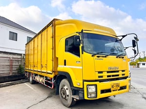 หกล้อตู้สิบบาน รถก๊าซ ISUZU FTR 220 แรง ปี 54-55