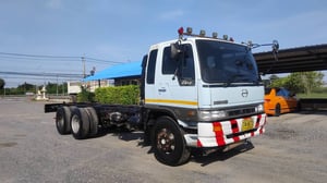 สิบล้อหัวคัซซี HINO FM1J 210แรง ปี 45 เครื่อง JO8C  2 เพลา แต่วิ่งเพลาเดียว ท้ายยาว 7.20 เมตร