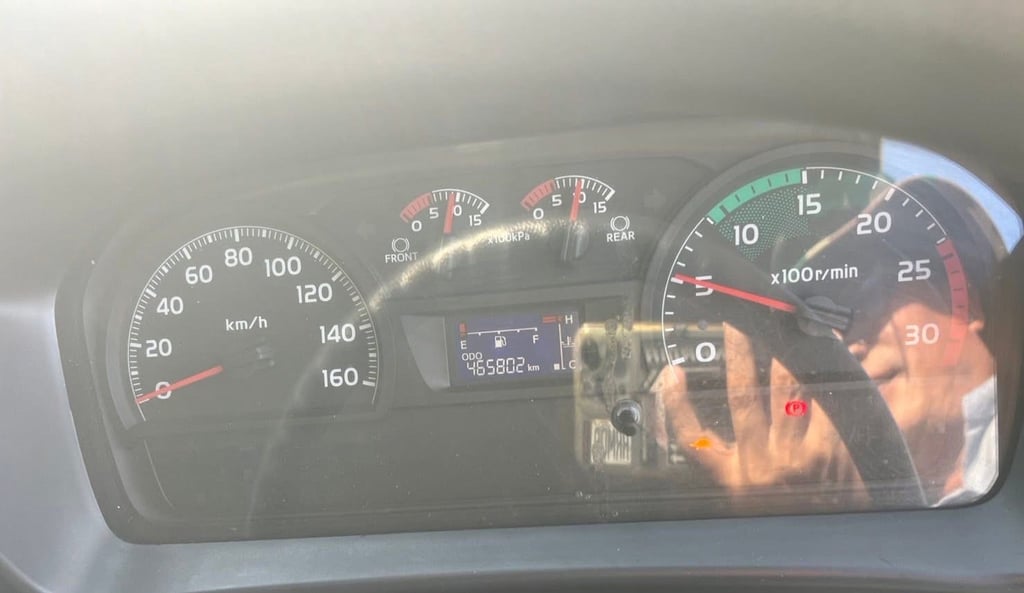 สิบล้อหัวลาก HINO FM2P 380แรง เครื่อง P11C ปี 59 