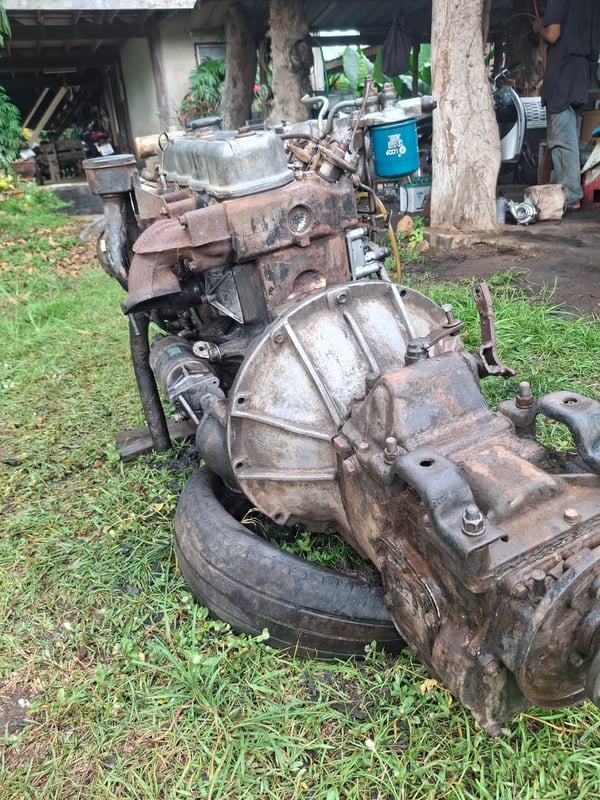 เครื่องอีซูซุ4BA1พร้อมเกียร์ ติดง่ายพร้อมใช้งาน อยู่วัฒนานคร จ.สระแก้ว 