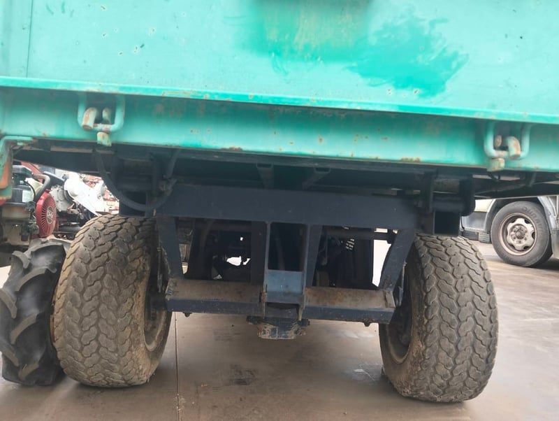 ขายรถบรรทุกการเกษตร เก่าญี่ปุ่น 4x4 ยกดั๊มได้ เครื่องยนต์สตาร์ท สนใจโทร061-6532306