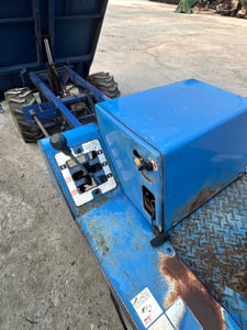 ขายรถบรรทุกการเกษตร เก่าญี่ปุ่น 4x4 ยกดั๊มได้ เครื่องยนต์สตาร์ท สนใจโทร061-6532306
