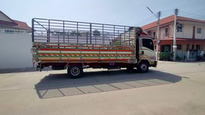 ISUZU FRR 210แรงม้า รถบรรทุก 6ล้อ กระบะคอกสูง ปี2013