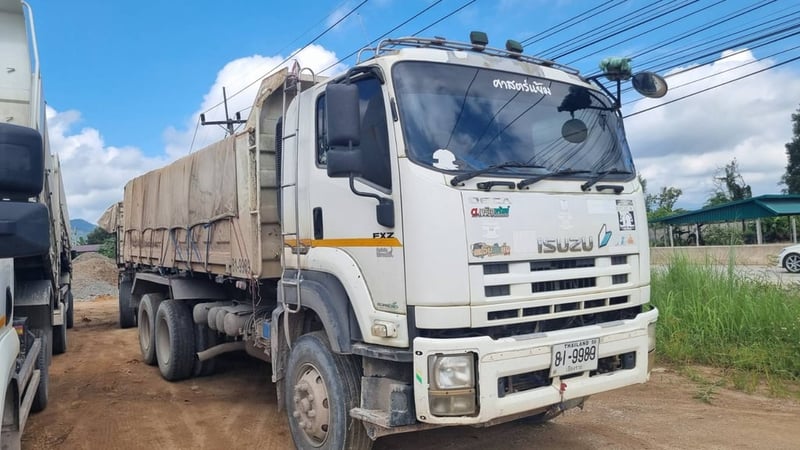 ISUZU FXZ 360แรงม้า รถบรรทุก 10ล้อ พ่วงแม่ลูก ปี2010