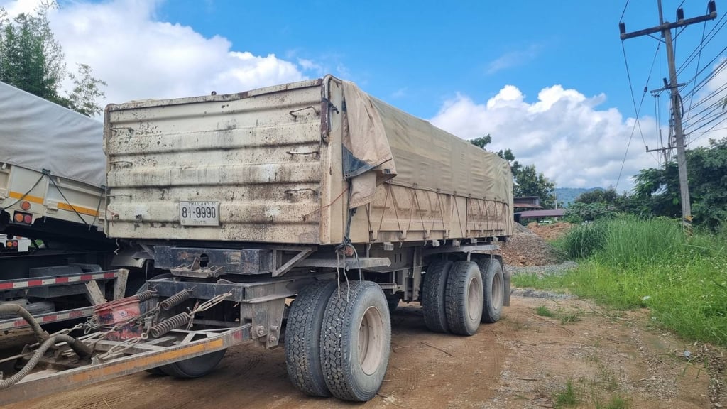 ISUZU FXZ 360แรงม้า รถบรรทุก 10ล้อ พ่วงแม่ลูก ปี2010