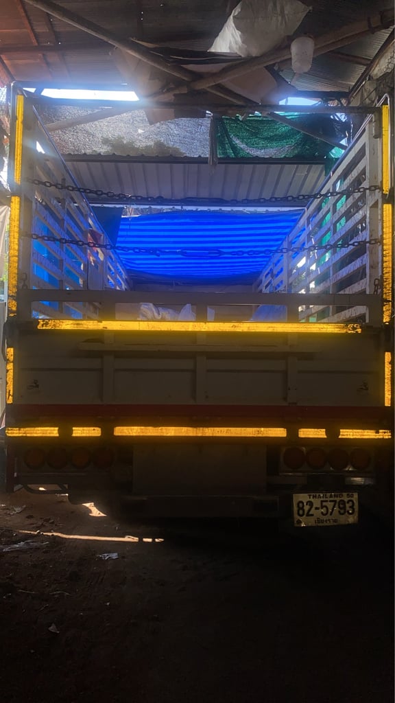 ISUZU FRR 210แรงม้า รถบรรทุก 6ล้อ กระบะคอกสูง ปี2019 เลขไมล์ 230,000 กม.