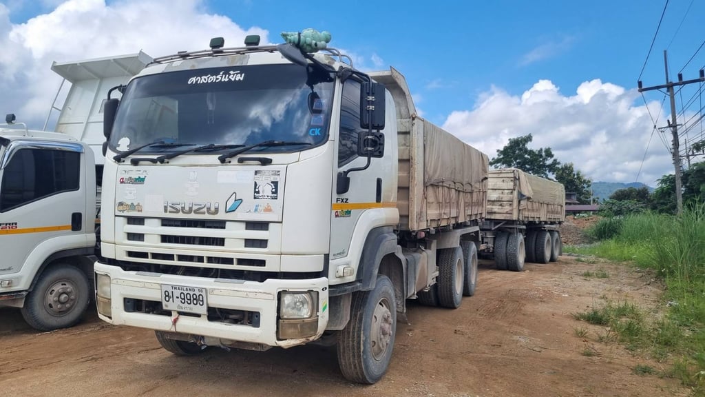 ISUZU FXZ 360แรงม้า รถบรรทุก 10ล้อ พ่วงแม่ลูก ปี2010