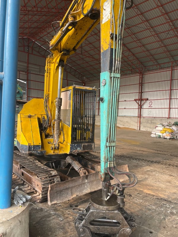 ขายรถคีบ