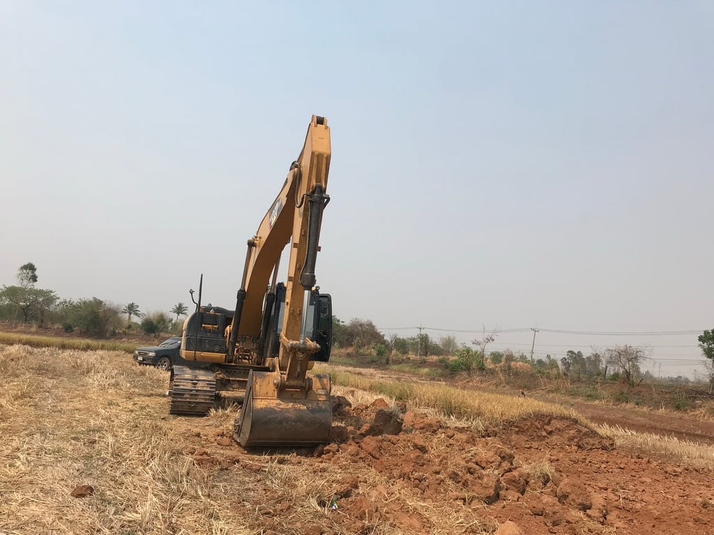 CAT 320D2