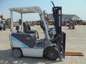 รถโฟล์คลิฟไฟฟ้า UNICARRIERS (นิสสัน)