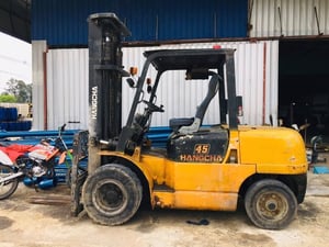 รถโฟล์คลิฟ HANGCHA 4.5 ตัน เสาสูง 4.50เมตร รถโฟล์คลิฟ HANGCHA 4.5 ตัน เสาสูง 4.50เมตร